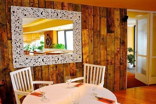 Отель St. Tropez 4*